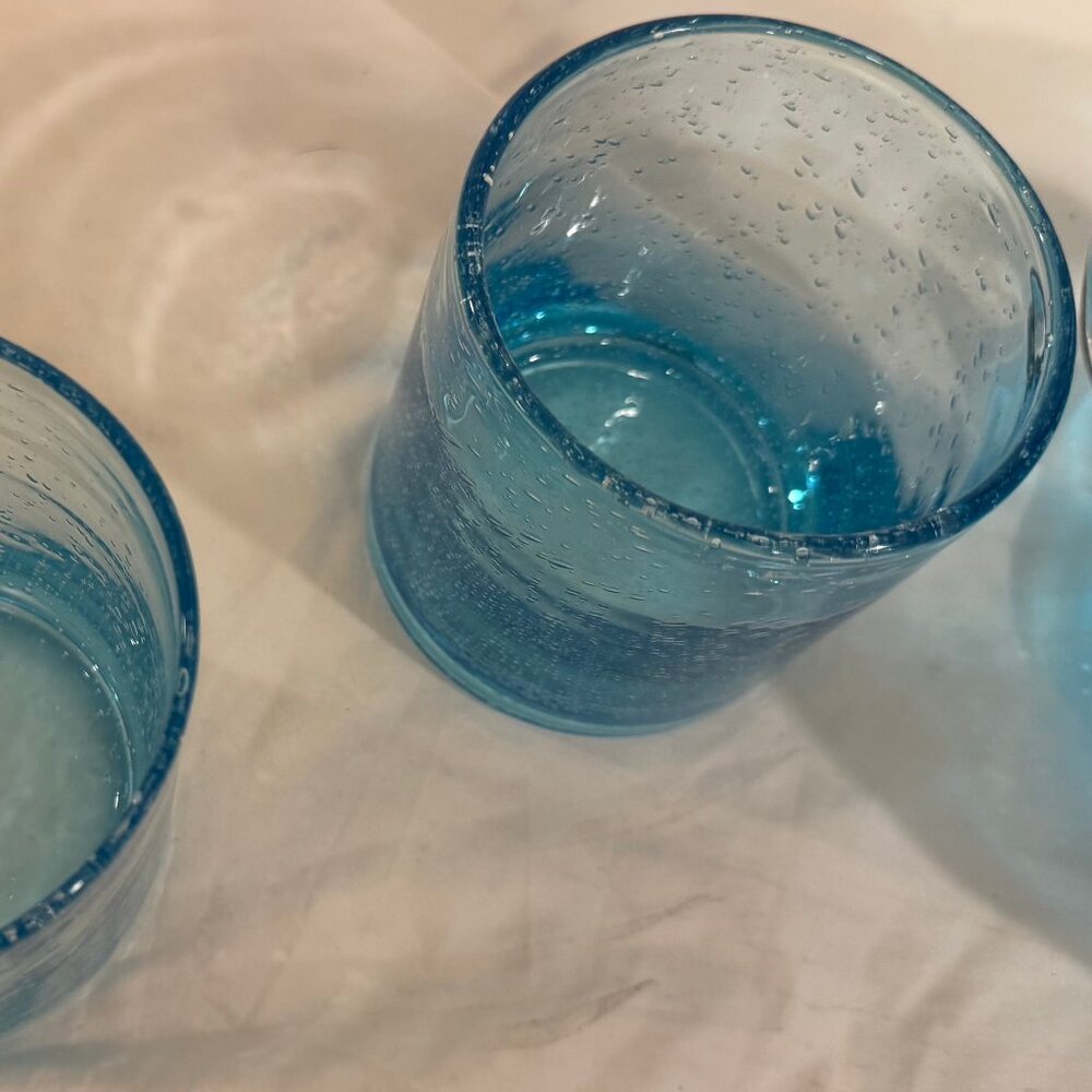 Artland Iris 90oz Handblown Glass Pitcher Turquoise w/ 4 Double Old Fashioned - Picture 6 of 12